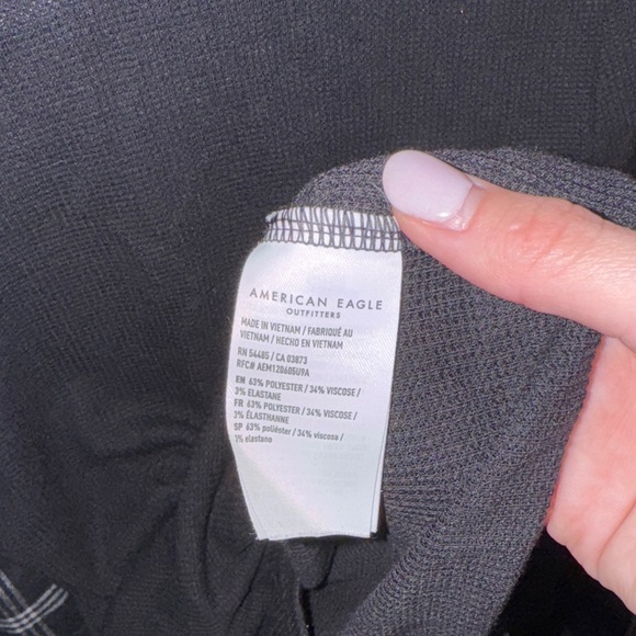 American Eagle Cropped Thermal Mock Neck Black Long Sleeve Top - Picture 5 of 5